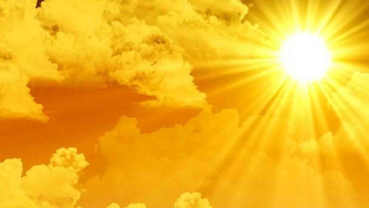 జిల్లా వ్యాప్తంగా దంచి కొడుతున్న ఎండలు