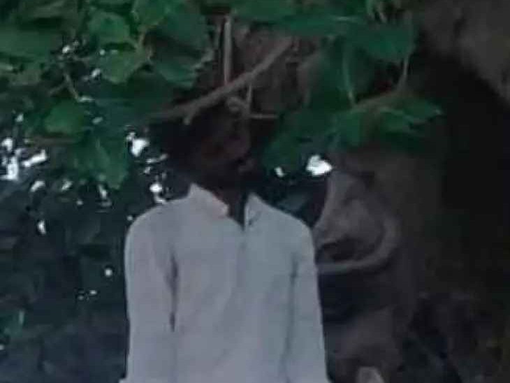 ఉరేసుకొని యువకుడి సూసైడ్