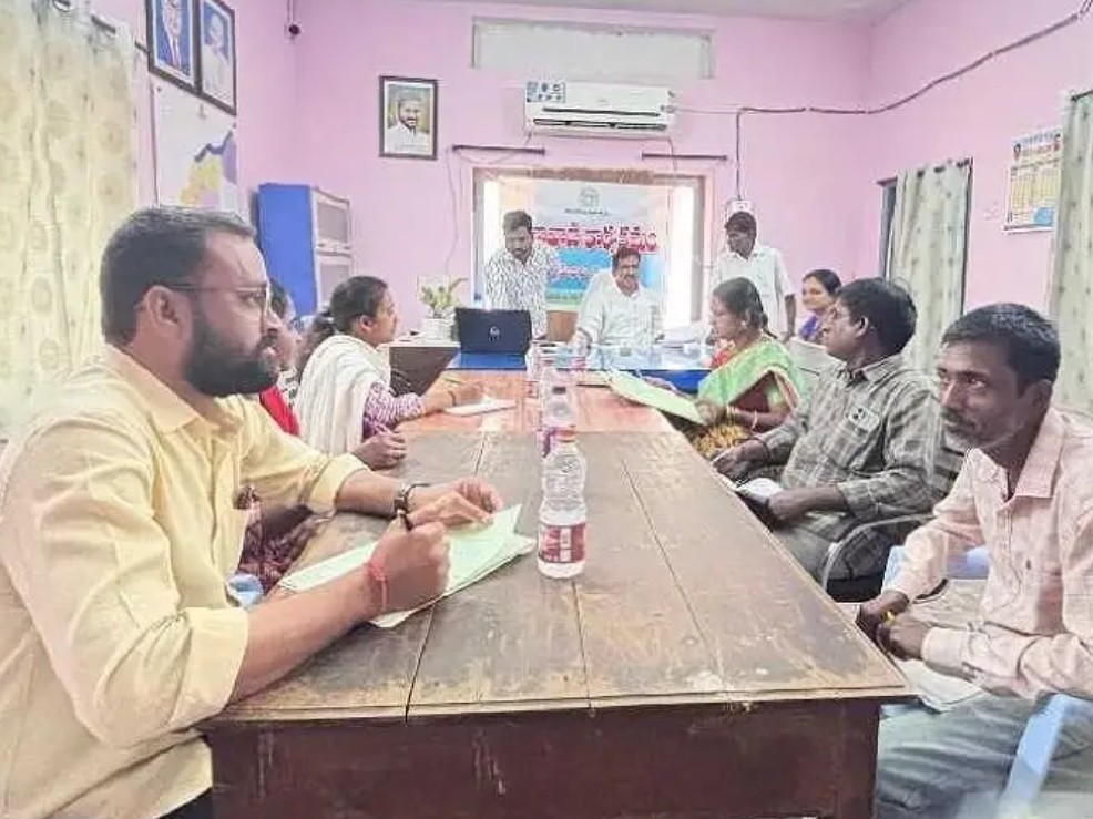 ప్రజావాణిలో దరఖాస్తులు వచ్చాయంటే..?