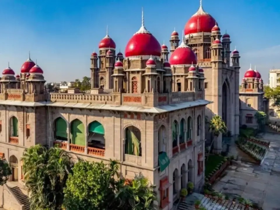 రేడియల్ రోడ్ల భూసేకరణపై హైకోర్టు ఆదేశం