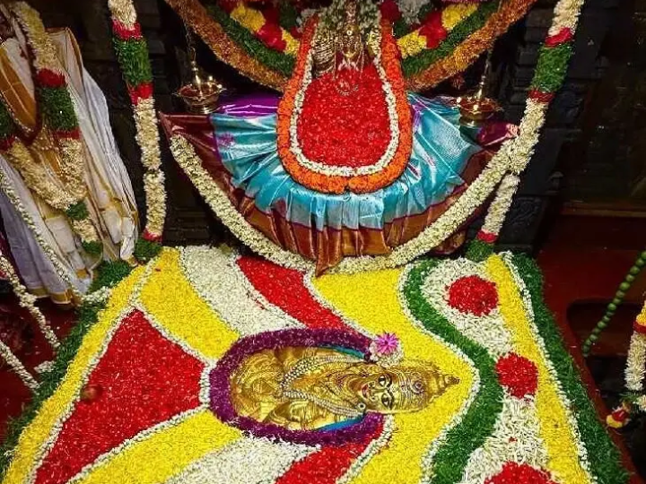 బల్కంపేట ఎల్లమ్మకు మంగళవారం ప్రత్యేక పూజలు