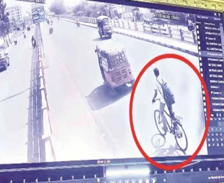 తండ్రి కోప్పడ్డాడని.. 100 కి.మీ సైకిల్‌పై!