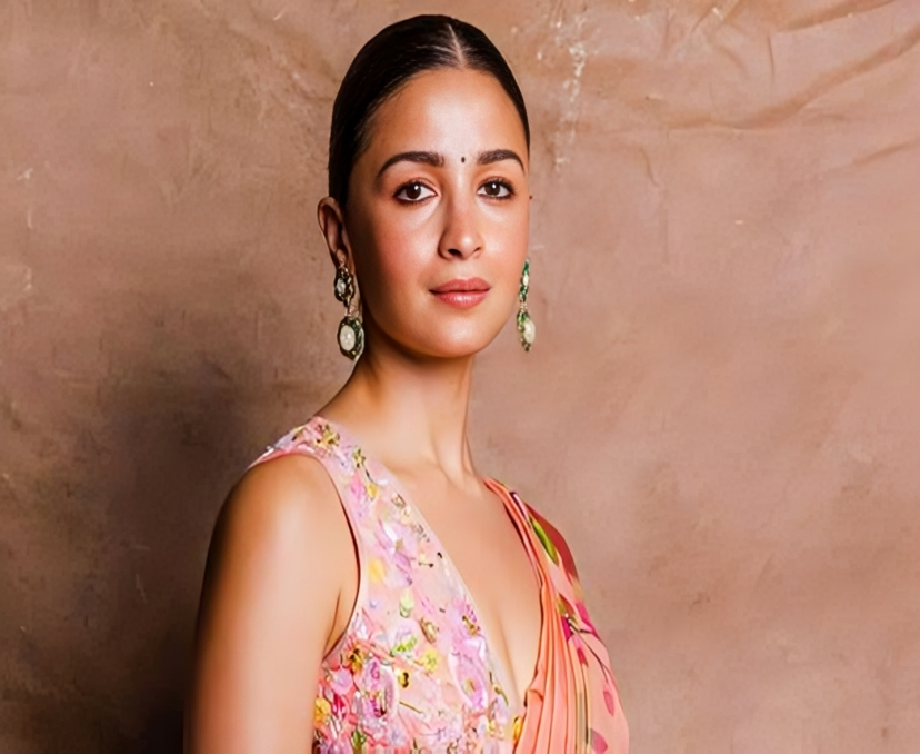 తెలుగు పాన్ ఇండియా సినిమాలో అలియా?