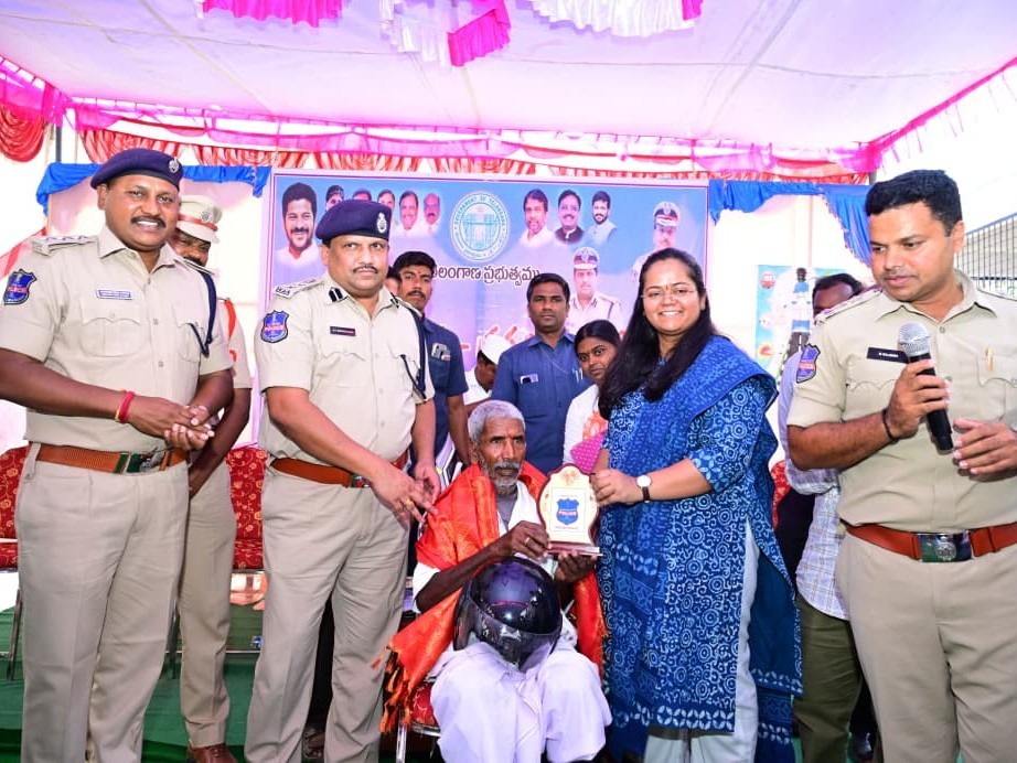 ’80 ఏళ్ల రాములు క్రమశిక్షణకు సన్మానం’