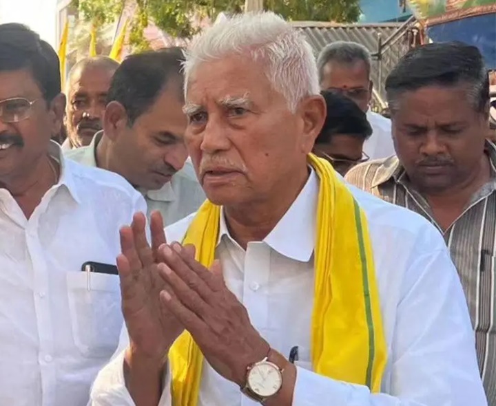 ‘జగన్ హయాంలో ఉద్యోగులకు వేధింపులు’