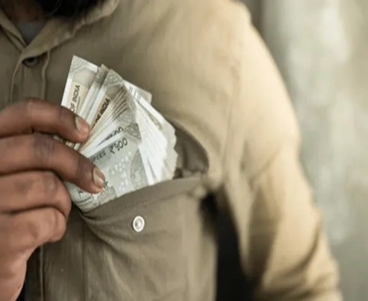 ఆదాయం పెరిగే కొద్దీ ఖర్చులు..?