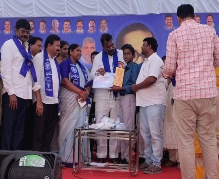 అంబేద్కర్ జయంతి సందర్భంగా ప్రతిభా ప్రదర్శన