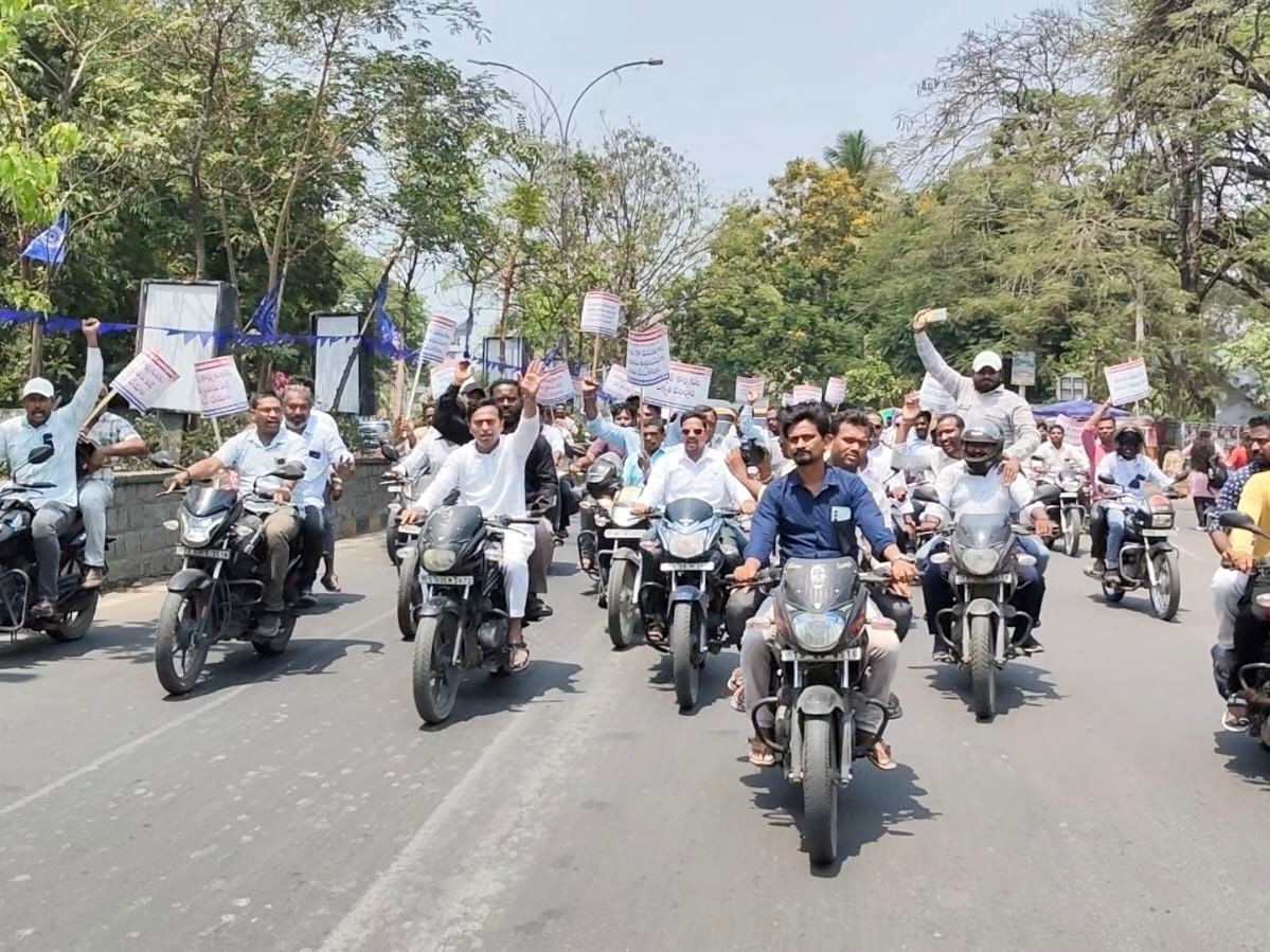 ఆర్టిజన్ ఉద్యోగులకు ప్రభుత్వం న్యాయం చేయాలి: ఎమ్మెల్సీ