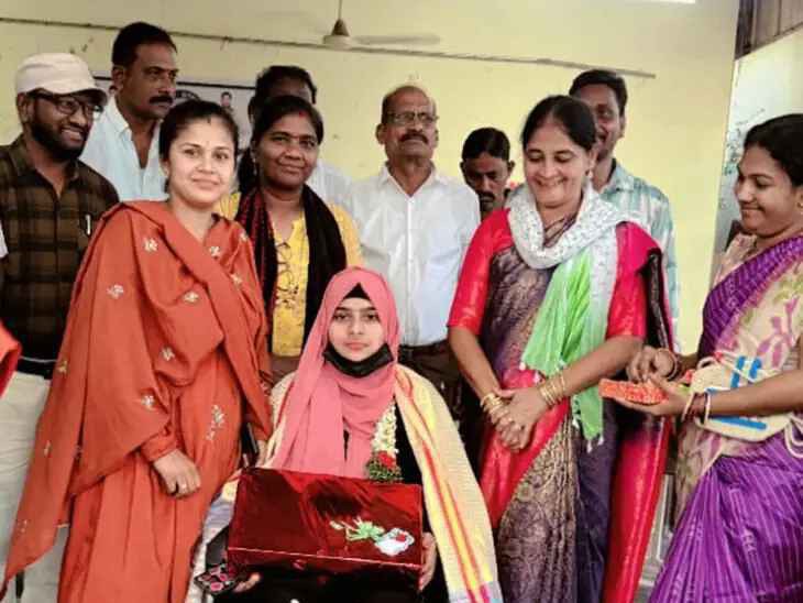 ఇంటర్ ఫలితాల్లో మెరిసిన సువైబా తస్నీమ్‌కు సన్మానం