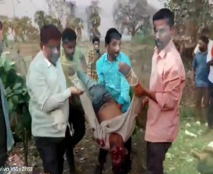 బైక్ అదుపుతప్పి యువకుడు మృతి