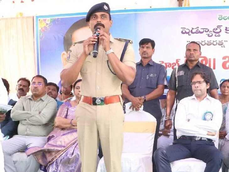 ట్రాఫిక్ నియమాలు ప్రతి ఒక్కరూ పాటించాలి: ఎస్పీ