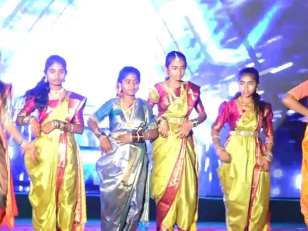 ‘విద్యార్థులను తీర్చిదిద్దడంలో ఉపాధ్యాయులదే కీలకపాత్ర’