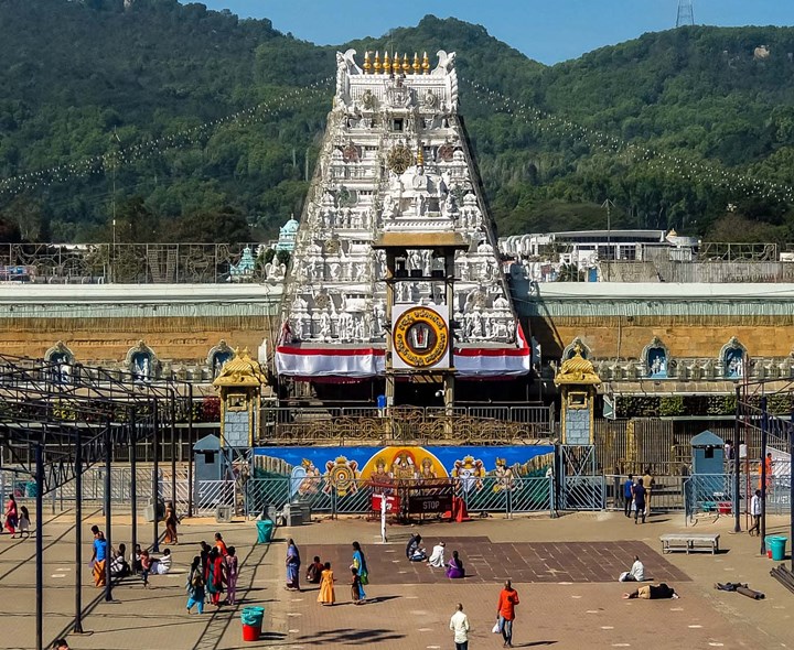 ALERT: సర్వదర్శనం టోకెన్ల వేళల్లో మార్పులు