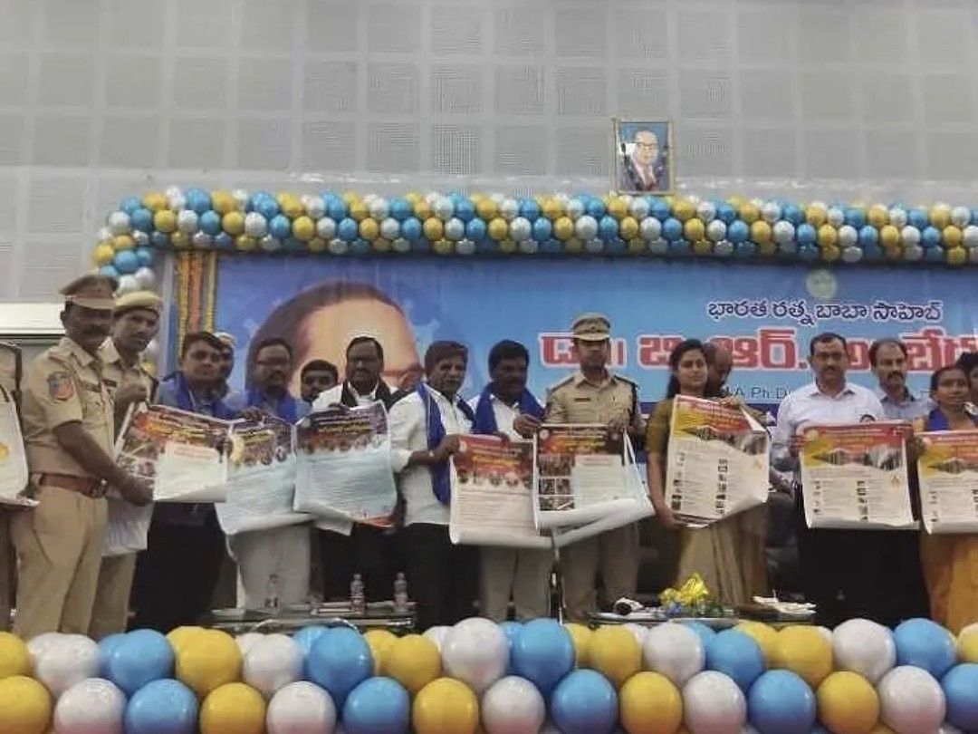 అగ్ని ప్రమాదాలపై అవగాహన పెంచాలి: కలెక్టర్