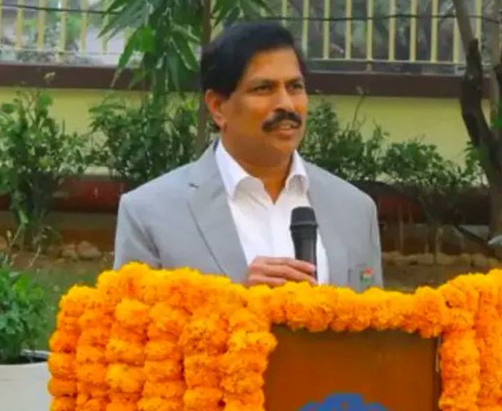 ఇన్‌కం ట్యాక్స్ ప్రిన్సిపల్ సెక్రటరీగా బత్తిని సురేష్