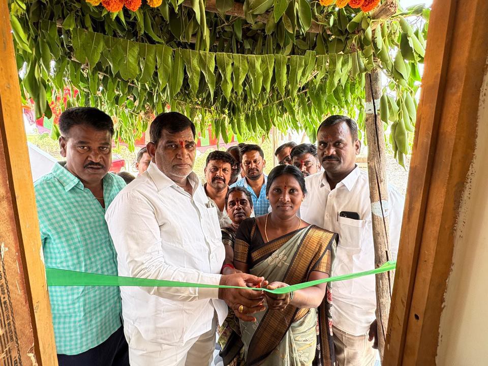 ఇందిరమ్మ ఇళ్లు పేదలకు వరం