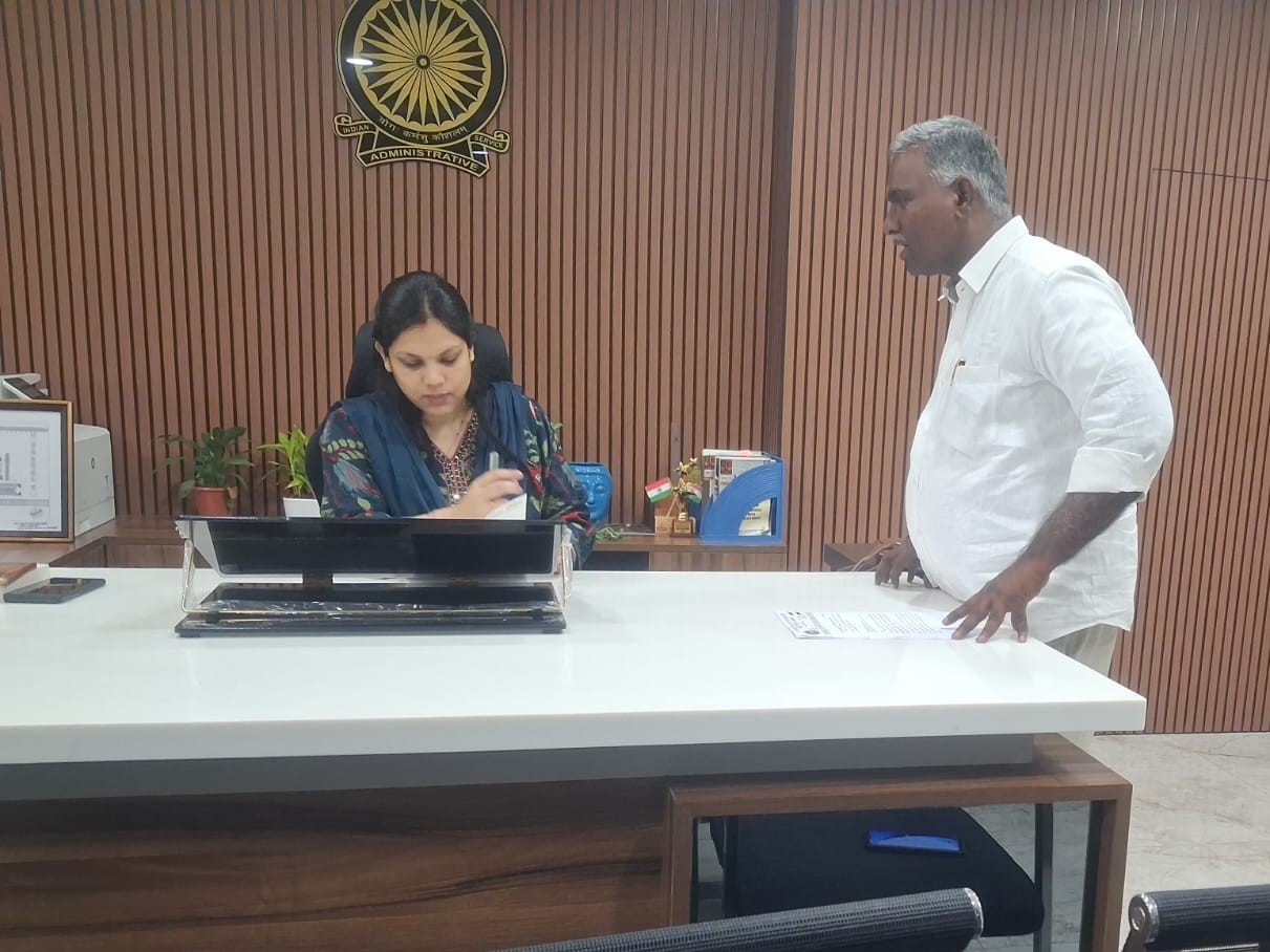 వేతన ఒప్పందం జాప్యంపై కార్మికుల వినతి