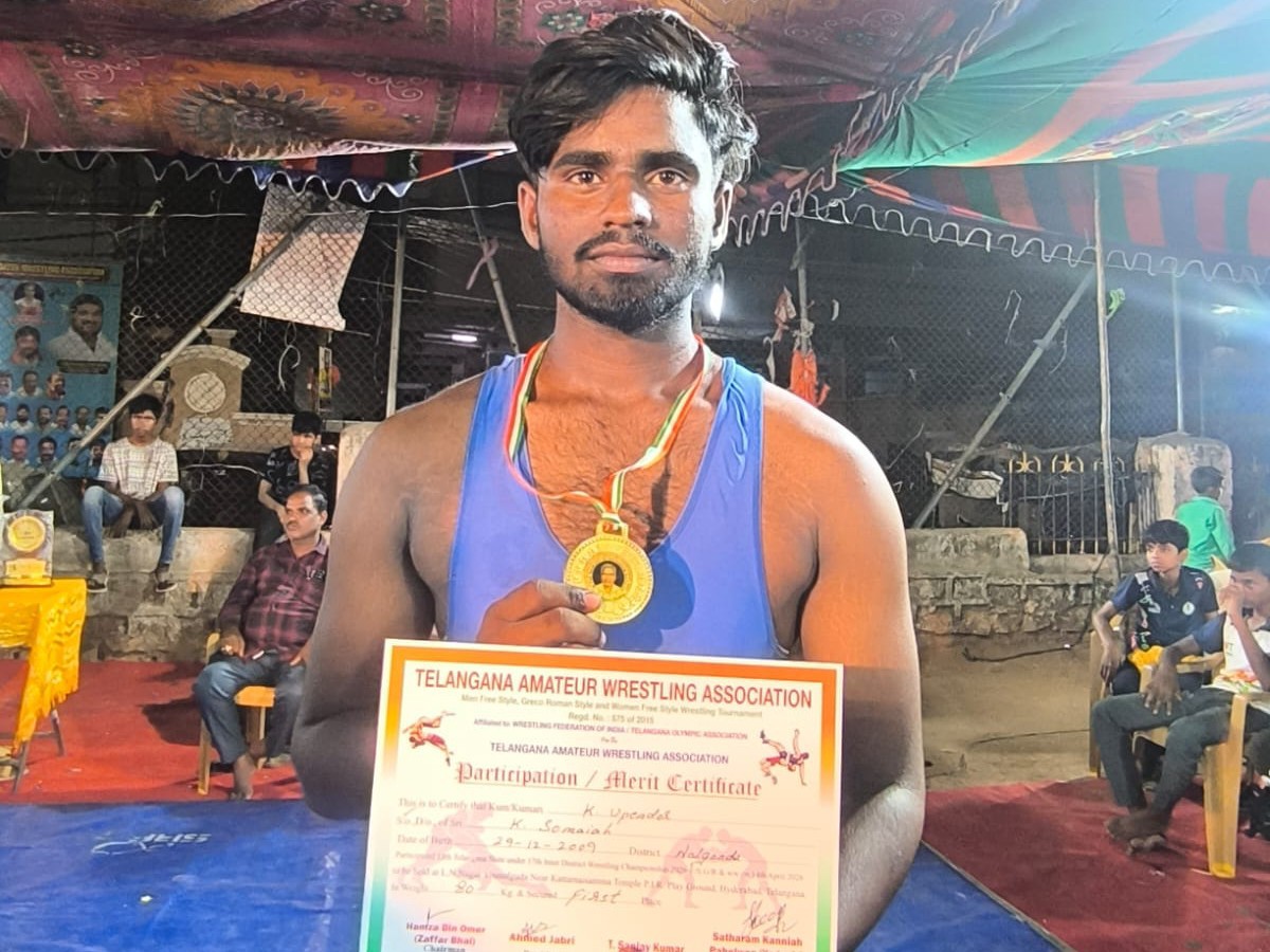 రెజ్లింగ్‌లో హుజూర్‌నగర్ విద్యార్థికి స్వర్ణం