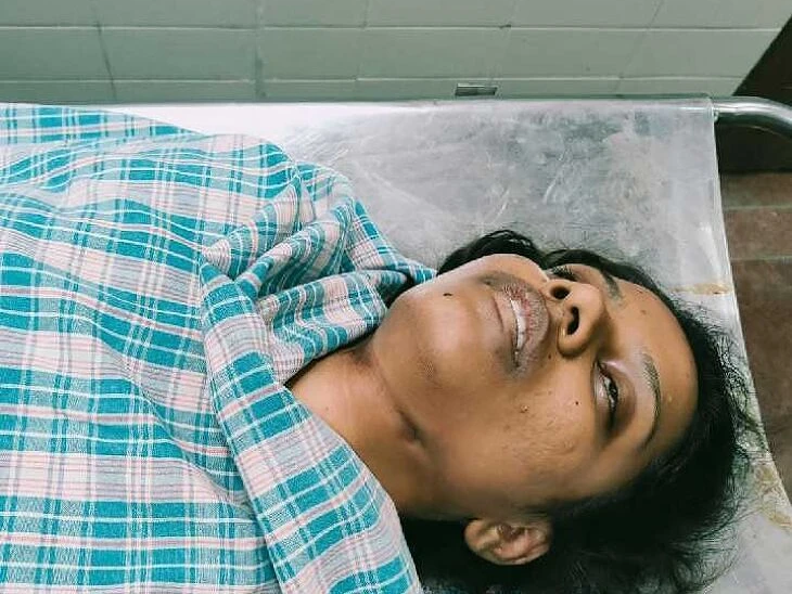 ఉరేసుకుని మహిళ మృతి