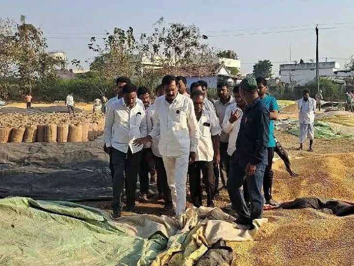 ‘మొక్కజొన్న సేకరణ వేగవంతంగా చేపట్టాలి’