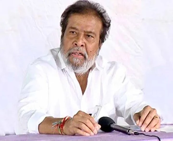 వారికి వెంటనే చికిత్స అందించాలి: మంత్రి