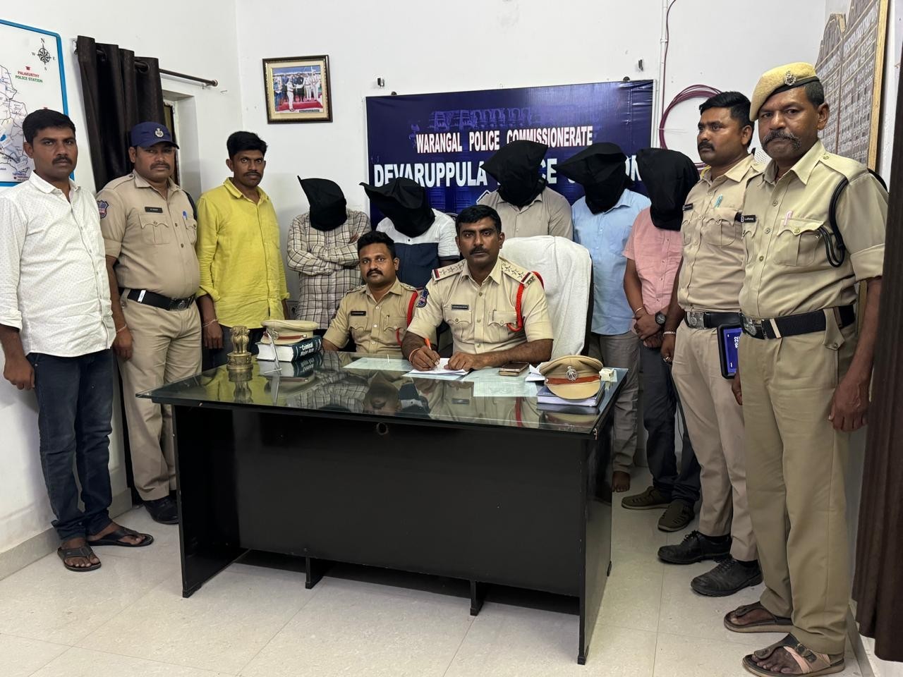 దొంగ డాక్టర్ ముఠా అరెస్ట్..!