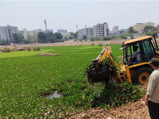 వేగంగా సాగుతున్న చెరువుల పునరుద్ధరణ పనులు