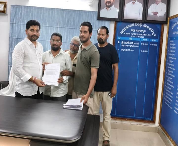 డివిజన్‌లో సమస్యలు పరిష్కరించాలని వినతి