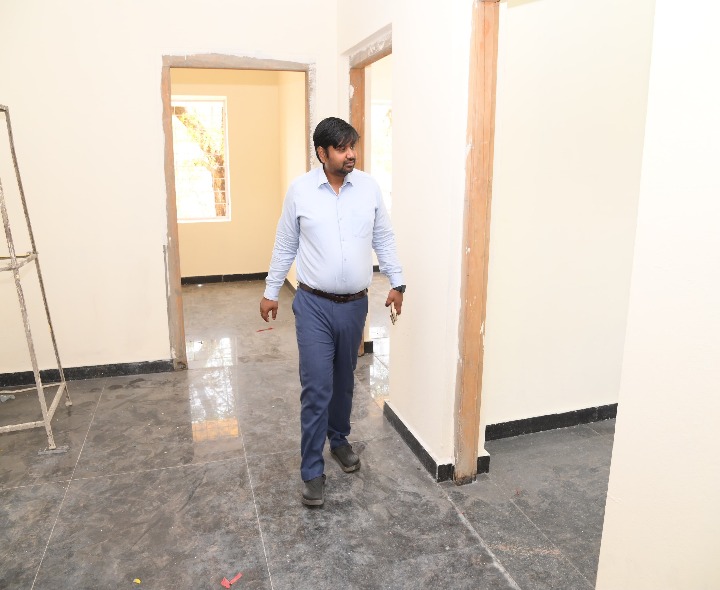 ‘ఆరోగ్య కేంద్రం పనులు వేగవంతం చేయాలి’