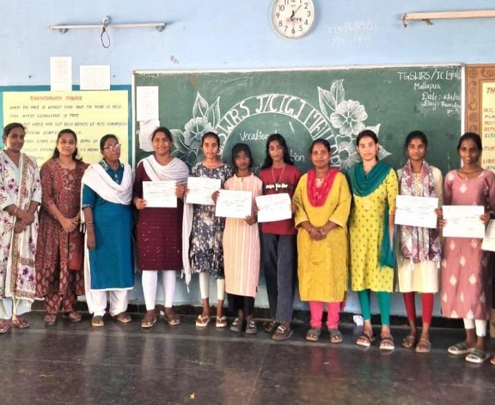 ‘విద్యార్థులు వృత్తి నైపుణ్యాలు పెంపొందించుకోవాలి’