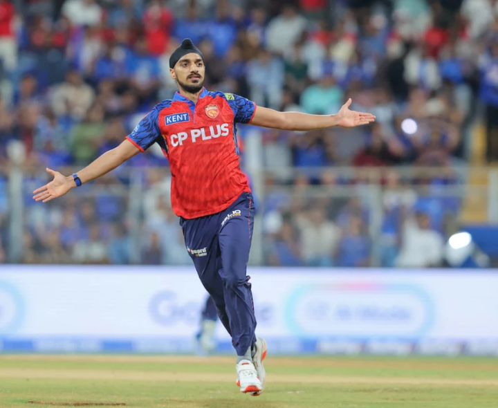 నెహ్రా, జహీర్ సరసన అర్ష్‌దీప్