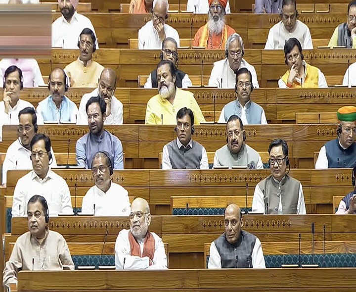 ఉత్కంఠ.. లోక్‌సభలో ఇవాళ 4 PMకు ఓటింగ్!