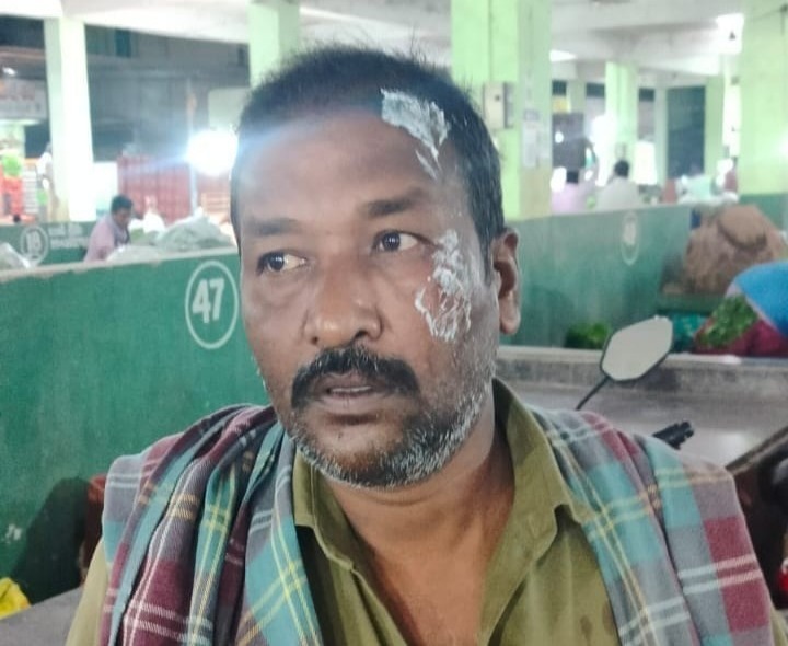 గంజాయి మత్తులో వ్యక్తిపై యువకులు దాడి