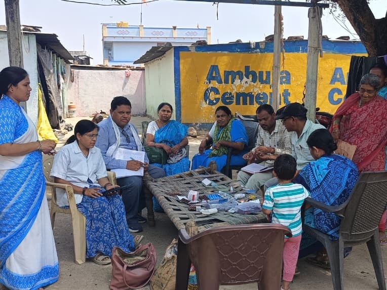 దోమల నివారణపై రాజులగూడలో ఇంటింట సర్వే