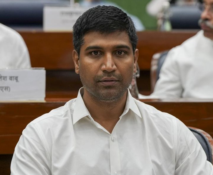 మహిళా బిల్లుకు మద్దతు: MP శ్రీకృష్ణదేవరాయలు