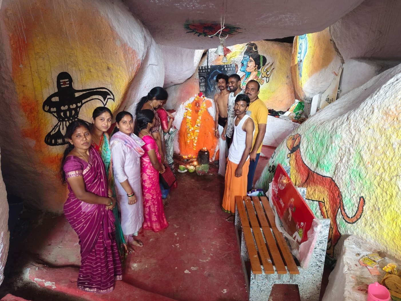 కాలభైరవ స్వామి ఆలయంలో ప్రత్యేక పూజలు