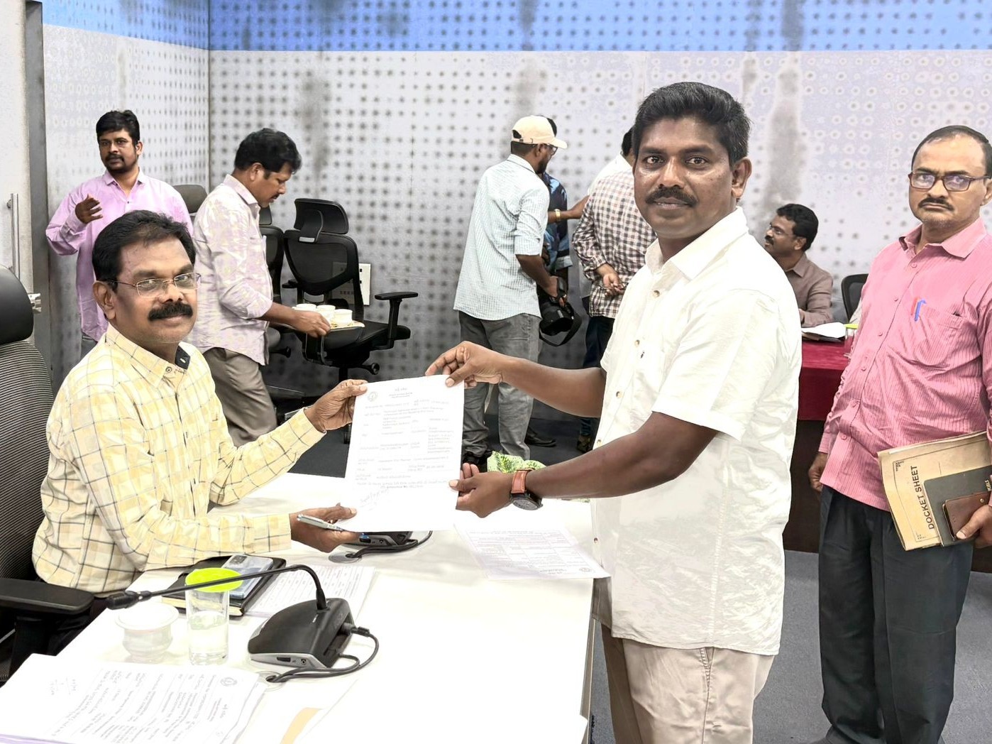 జీవీఎంసీ 120 వార్డుల పునర్విభజనలో జనాభా అసమానతలు