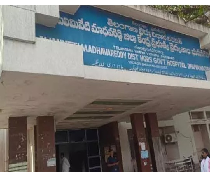 ఏరియా హాస్పిటల్‌లలో సిబ్బంది కరువు