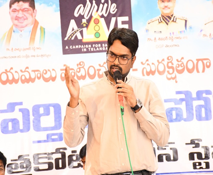 రోడ్డు భద్రతా ప్రతి ఒక్కరి బాధ్యత: కలెక్టర్