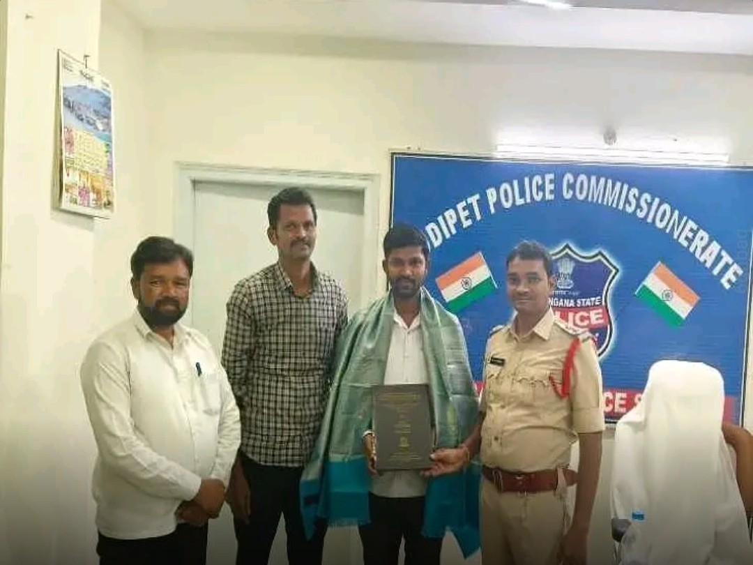 వ్యవసాయ కూలీ బిడ్డకు డాక్టరేట్