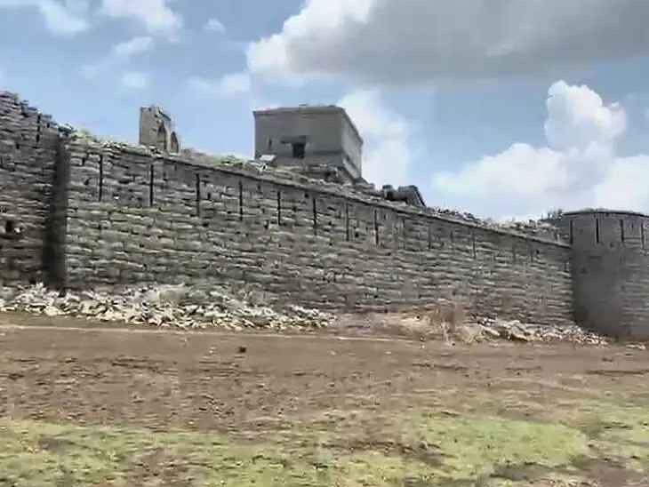 పర్యాటక కేంద్రంగా ప్రాగుటూరు కోట..!