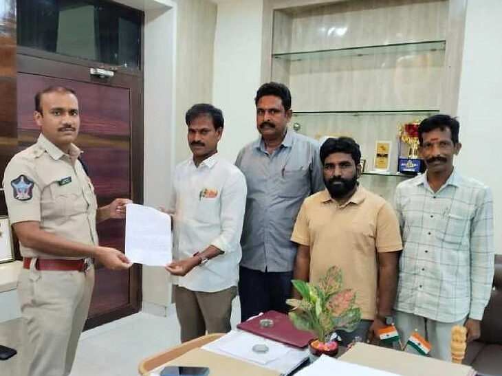 ‘స్టాండప్ కమెడియన్‌పై చర్యలు తీసుకోవాలి’