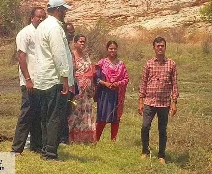 చెన్నూరులో అధికారుల క్షేత్రస్థాయి పర్యటన