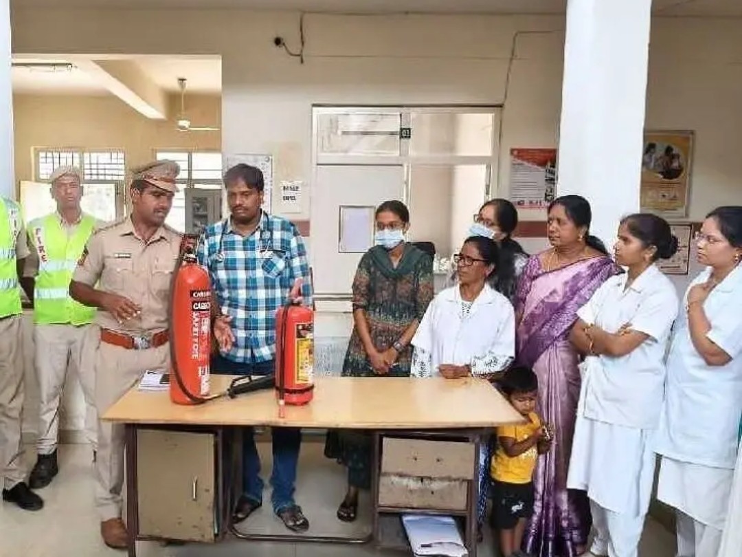 ఆసుపత్రిలో అగ్ని ప్రమాదాలపై అవగాహన