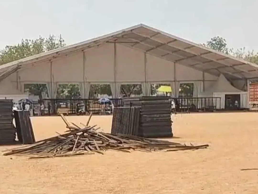 KCR బహిరంగ సభకు ముమ్మరంగా ఏర్పాట్లు