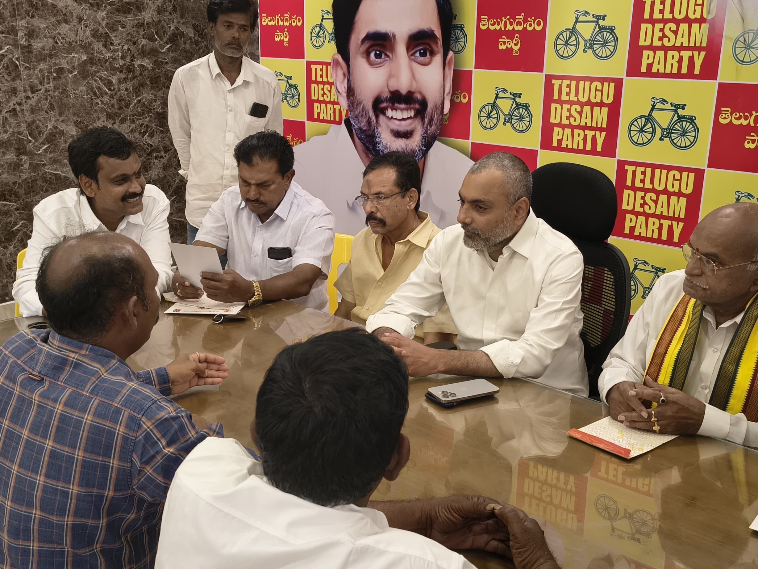 ‘ప్రజల సమస్యలు పరిష్కరించడమే మొదటి కర్తవ్యం’