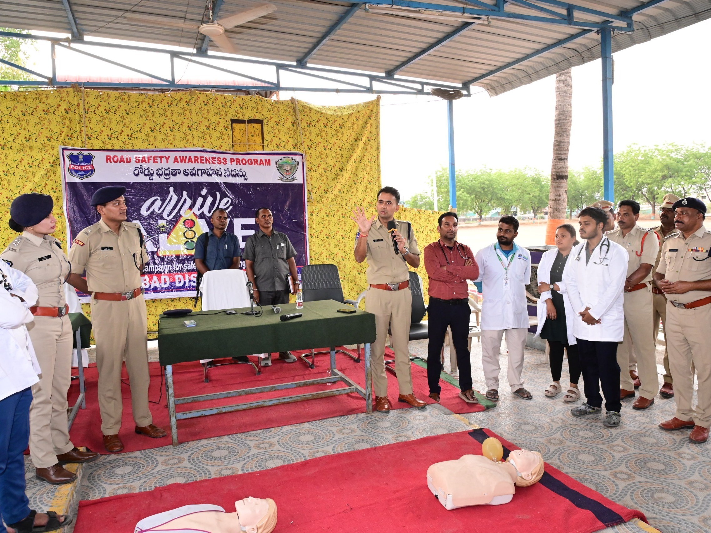 ట్రాఫిక్ నియమాలను తప్పనిసరిగా పాటించాలి: SP