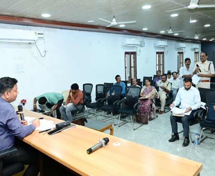 జిల్లా ఆదాయం పెంపుపై కలెక్టర్ దృష్టి