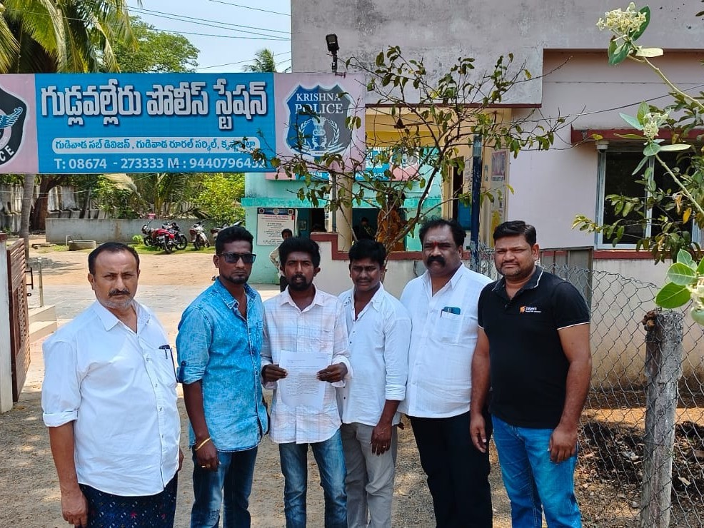 ‘తప్పుదోవ పట్టిస్తున్న వారిపై చర్యలు తీసుకోవాలి’
