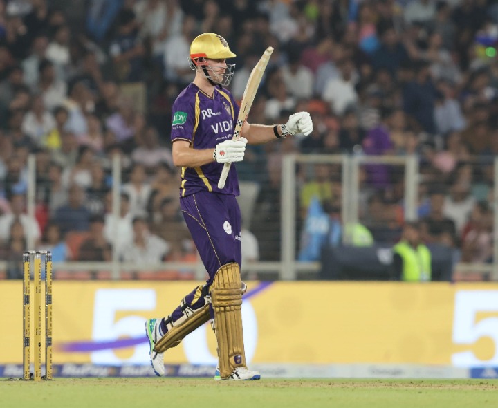 KKR vs GT: గ్రీన్ హాఫ్ సెంచరీ